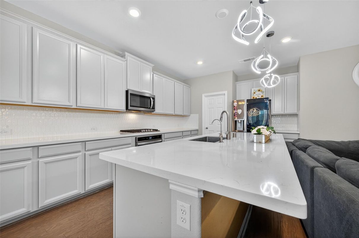 Interior, Kitchen, Pendant Lights, Recessed Lighting, Wood Texture Flooring