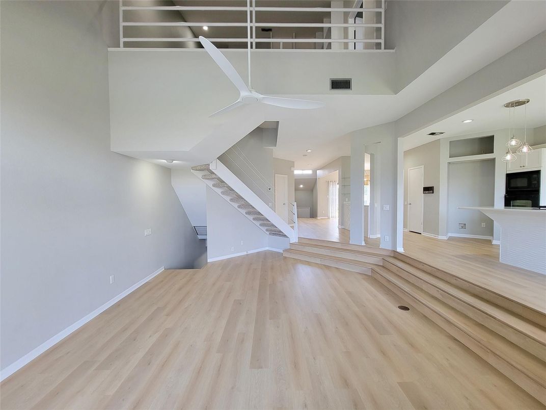 Interior, Pendant Lights, Recessed Lighting, Wood Texture Flooring