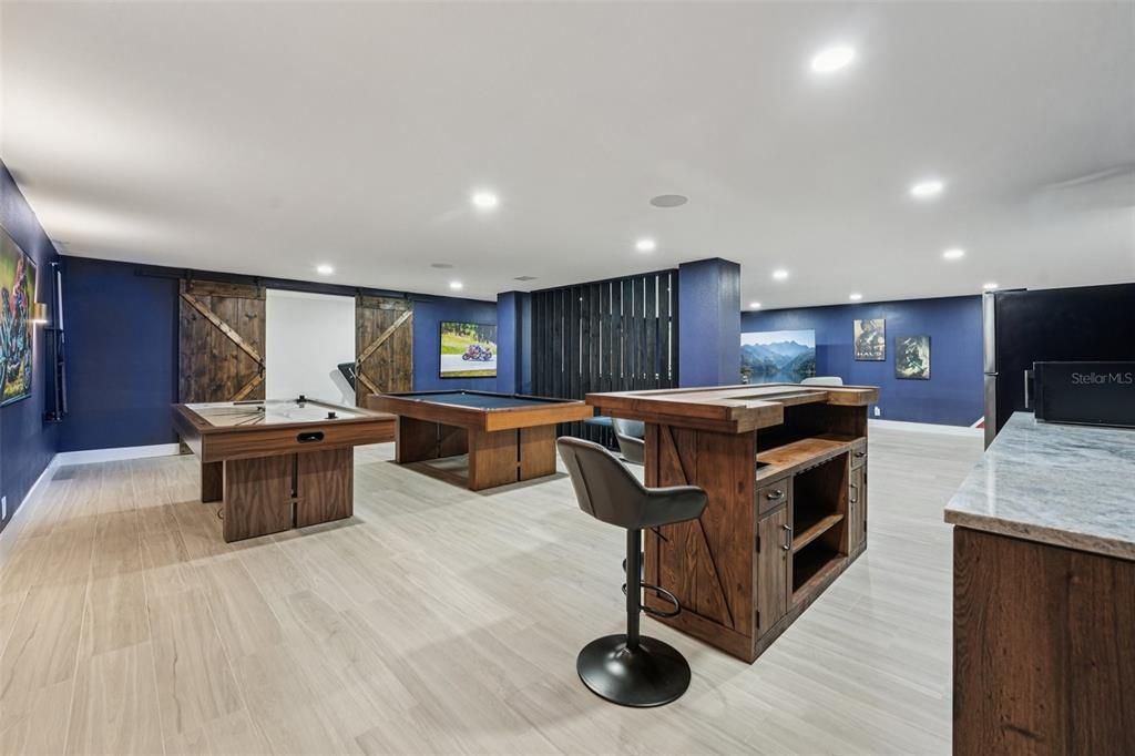 Billiard Table, Game Room, Interior, Recessed Lighting, Wood Texture Flooring