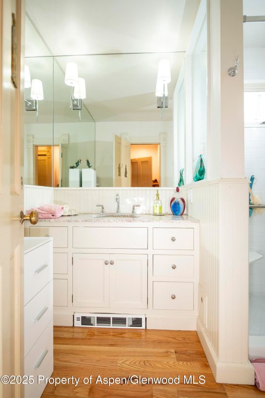 Bathroom, Interior, Wood Texture Flooring