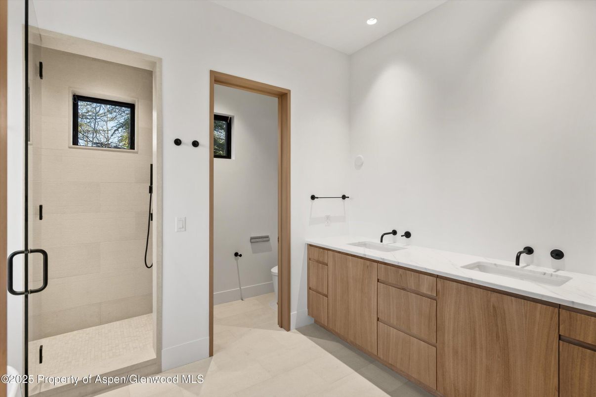 Bathroom, Dual Sink Vanities, Glass Shower, Interior, Recessed Lighting