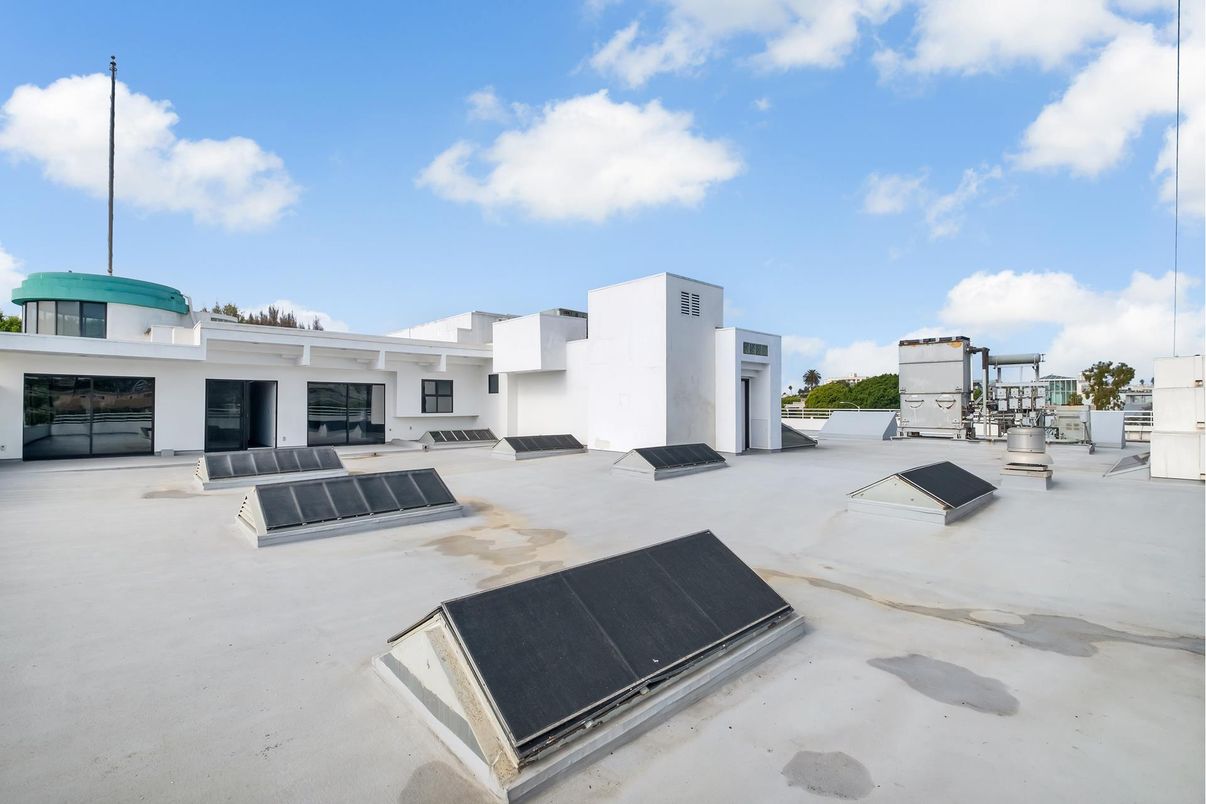 Exterior, Solar Panels