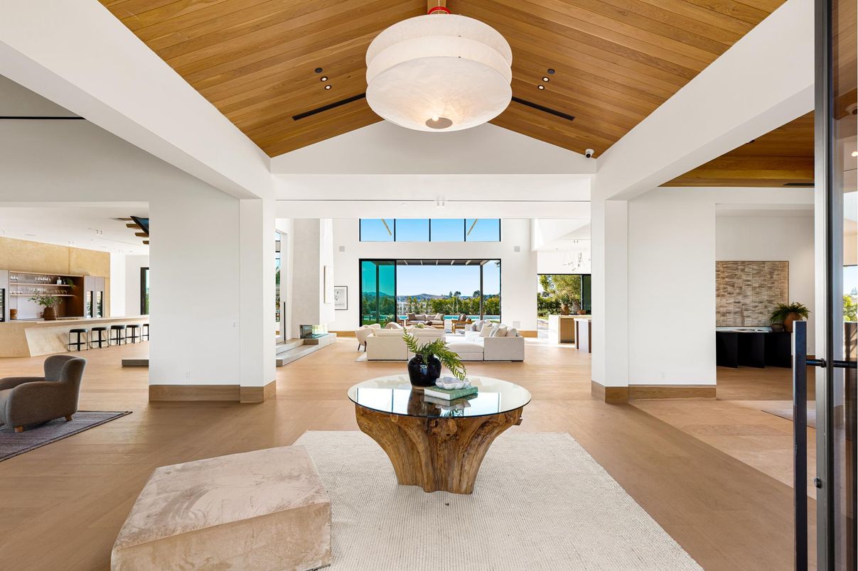 Interior, Living room, Recessed Lighting, Wooden Ceilings, Wood Texture Flooring