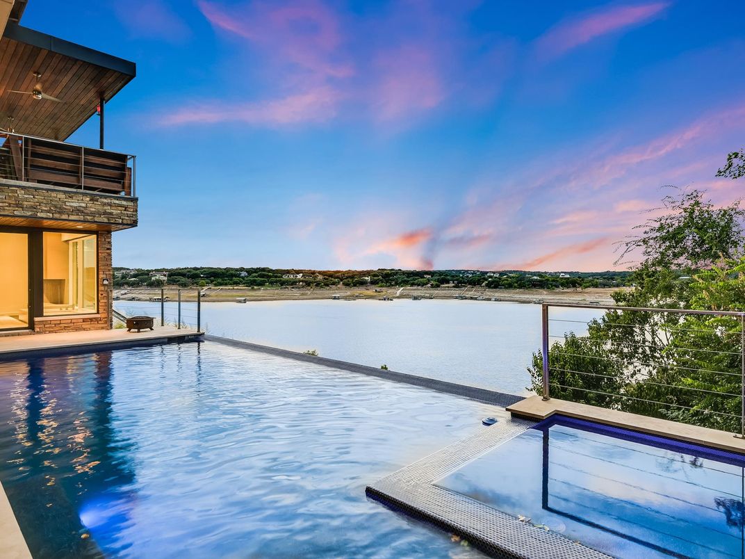 Exterior, Pool, Water