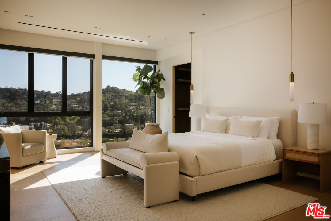 Bedroom, Interior, Pendant Lights, Recessed Lighting, Wood Texture Flooring