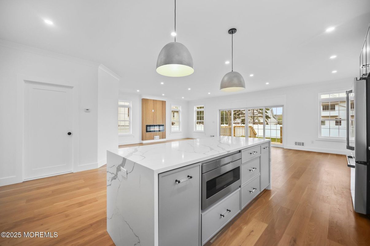 Interior, Kitchen, Pendant Lights, Recessed Lighting, Wood Texture Flooring