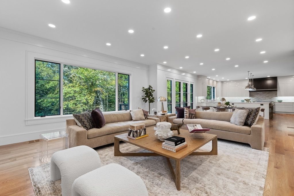 Dining room, Interior, Kitchen, Living room, Pendant Lights, Recessed Lighting, Wood Texture Flooring