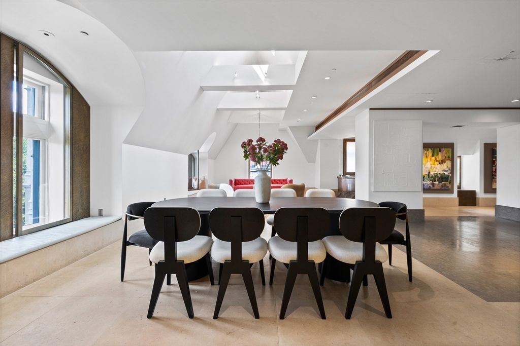 Dining room, Interior, Recessed Lighting