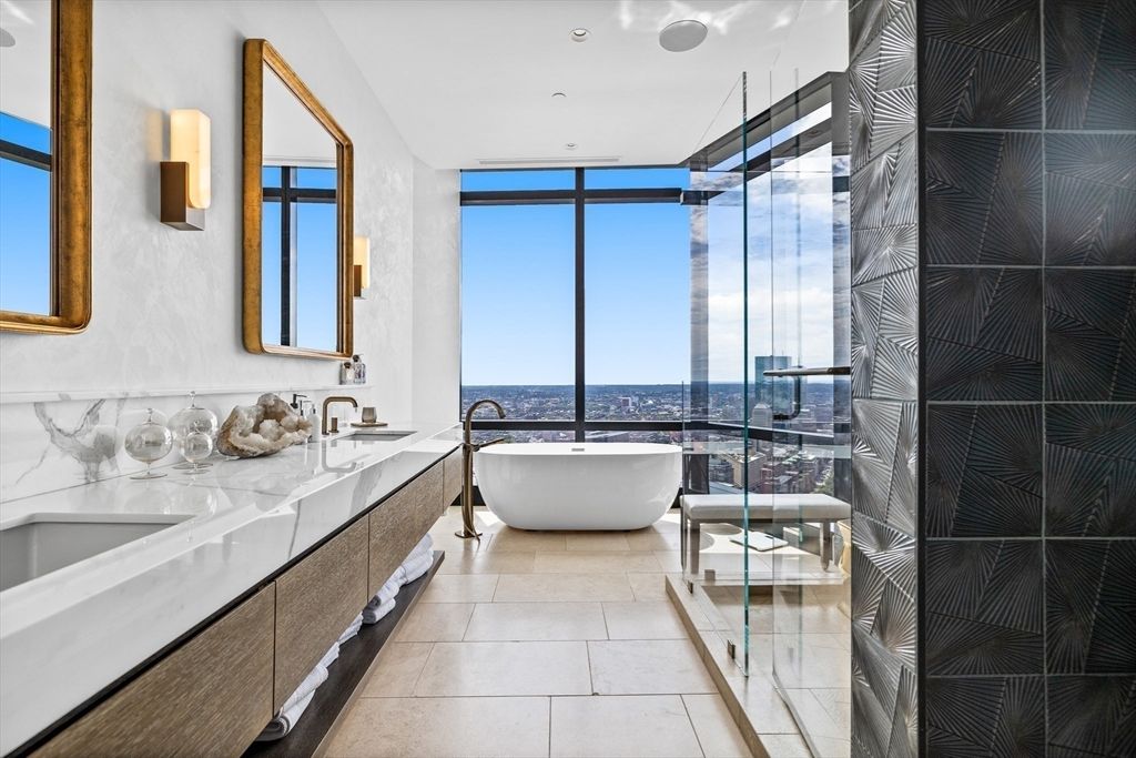 Bathroom, Dual Sink Vanities, Free Standing Baths, Interior, Recessed Lighting