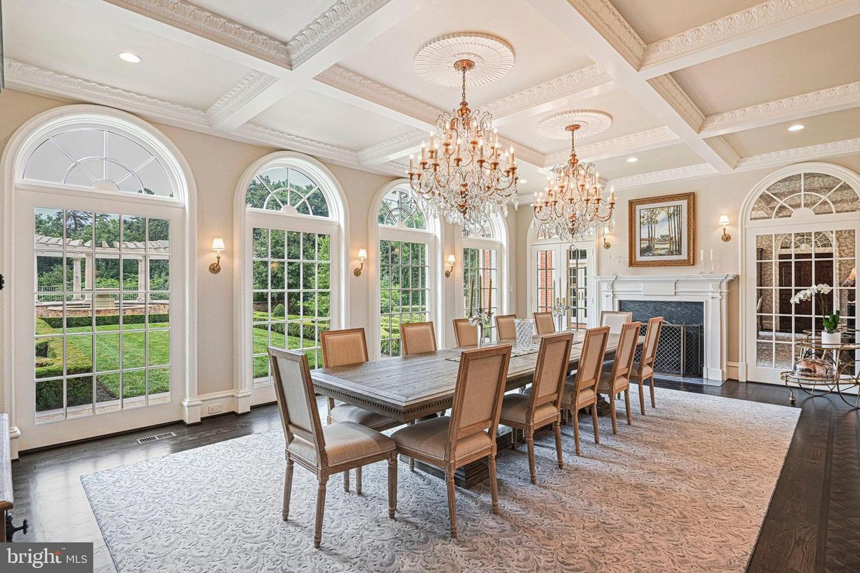 Chandelier, Dining room, Fireplace, Interior, Recessed Lighting, Wood Texture Flooring