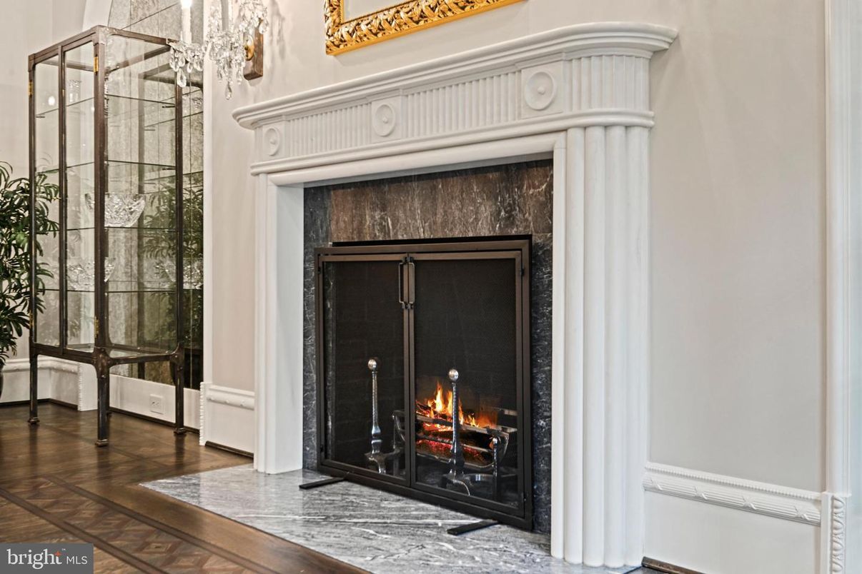 Chandelier, Fireplace, Interior, Wood Texture Flooring