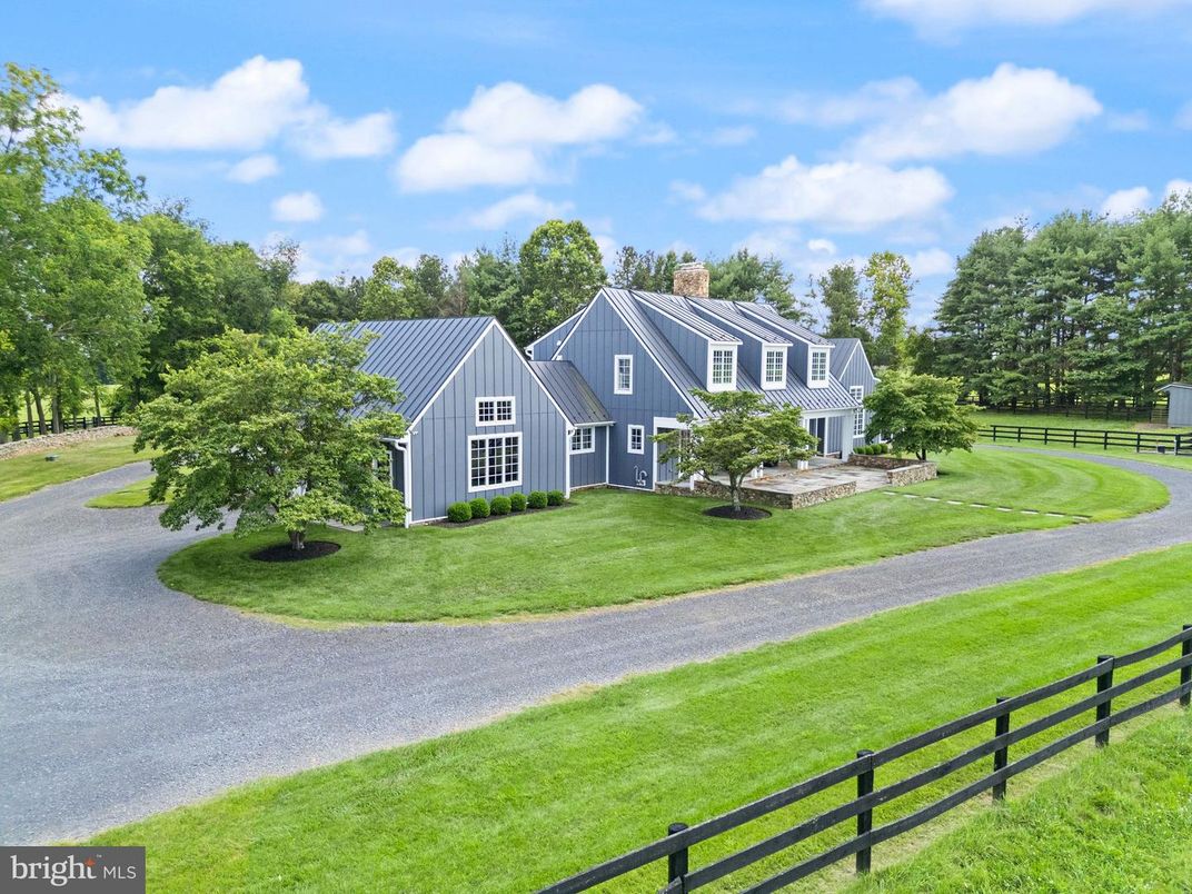 Exterior, Facade, Solar Panels, Farmhouse