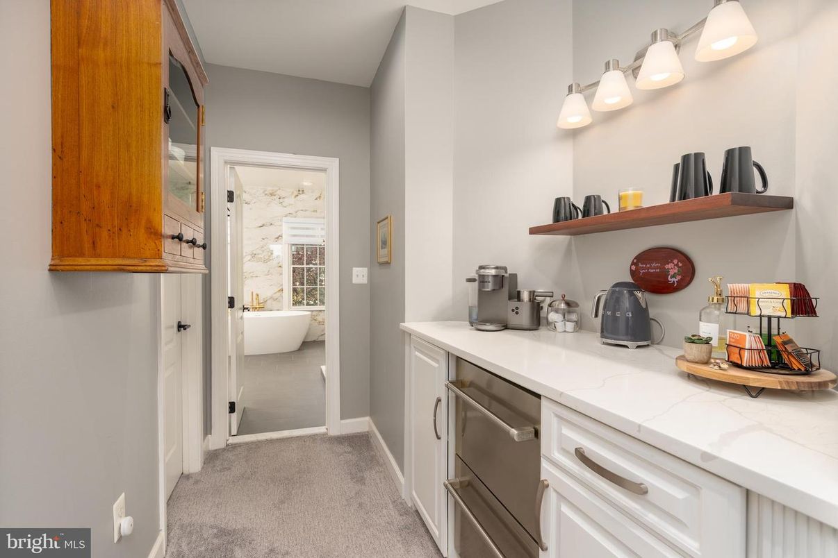 Interior, Kitchen, Tile Countertops