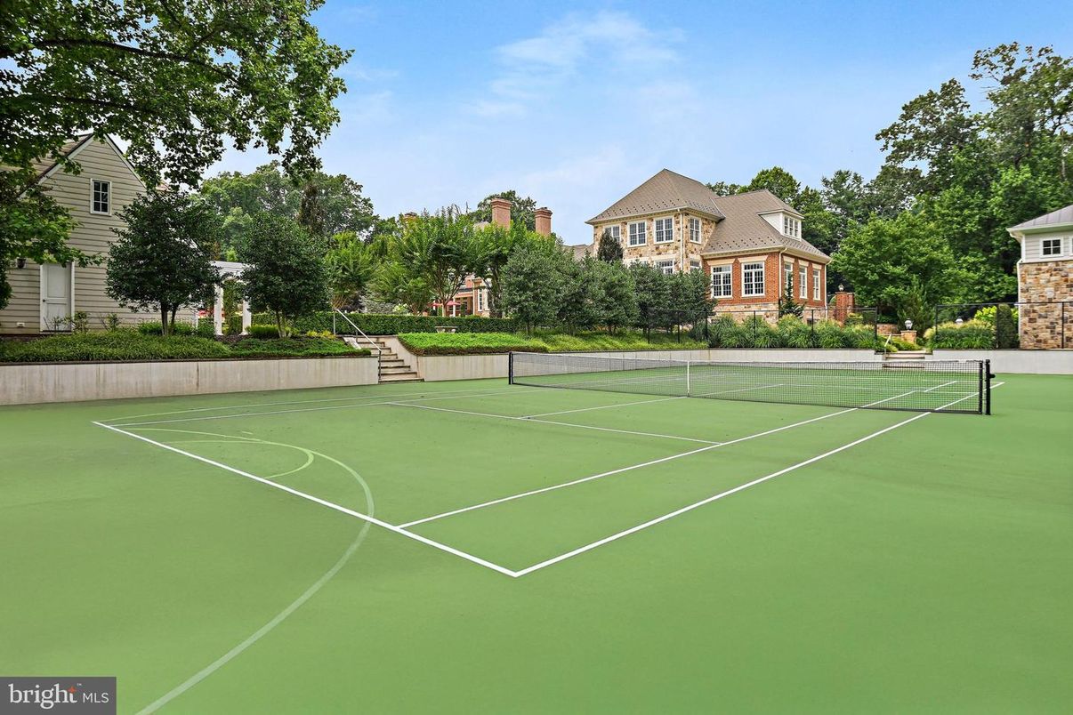 Exterior, Tennis Courts