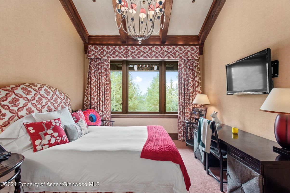 Bedroom, Chandelier, Interior