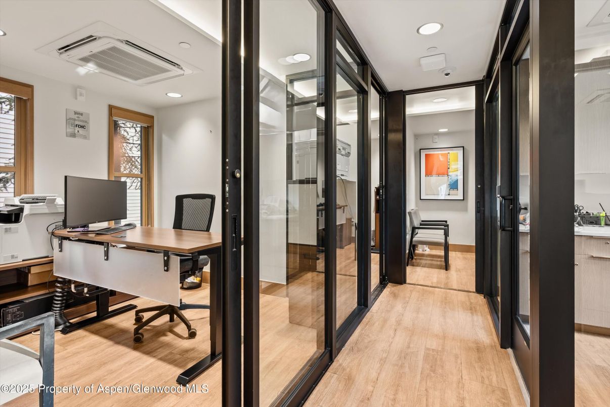 Home Office, Interior, Recessed Lighting, Wood Texture Flooring