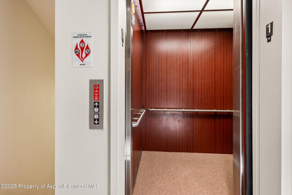 Elevator, Interior, Wooden Walls