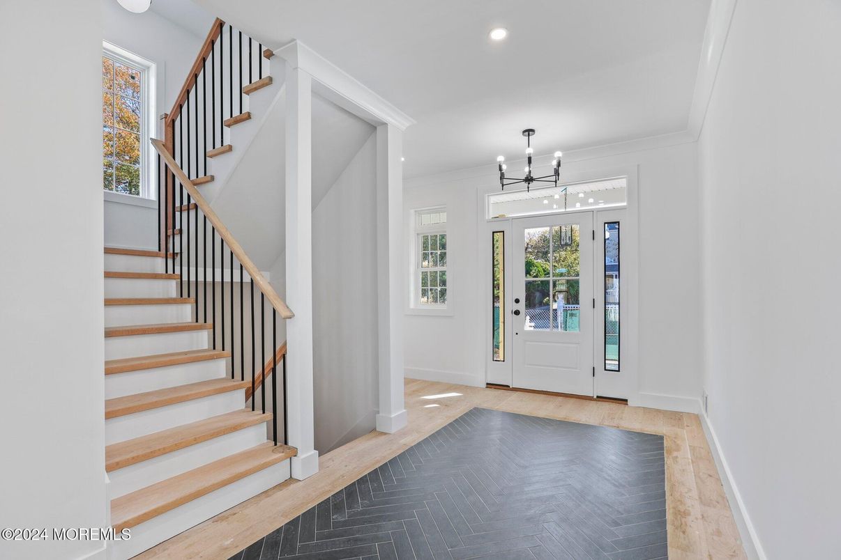 Chandelier, Interior, Recessed Lighting, Wood Texture Flooring