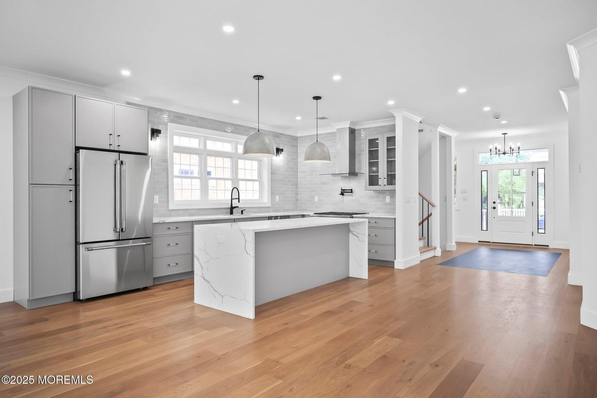 Interior, Kitchen, Pendant Lights, Recessed Lighting, Wood Texture Flooring