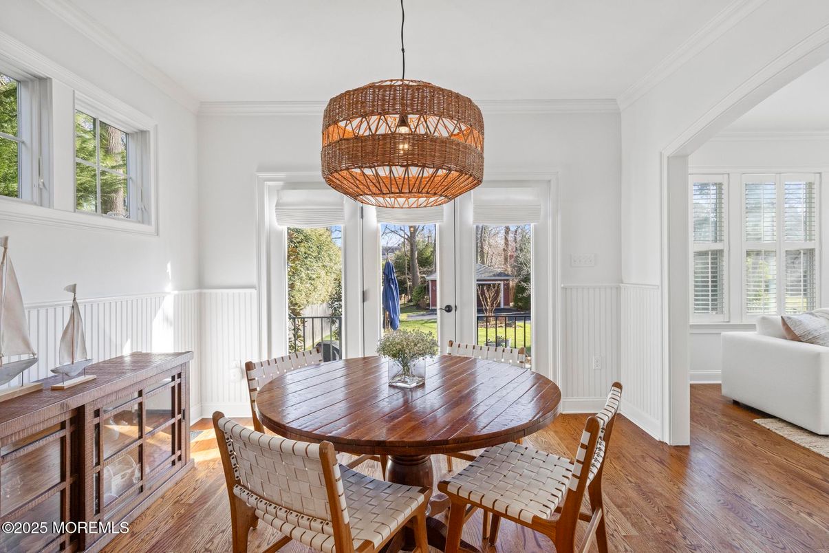 Chandelier, Dining room, Interior, Pendant Lights, Wood Texture Flooring