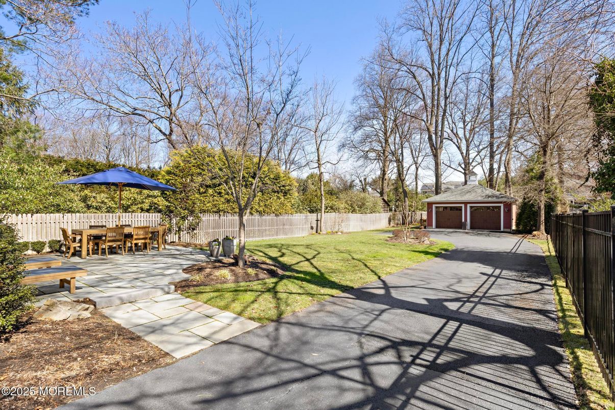 Backyard, Detached Garage, Exterior