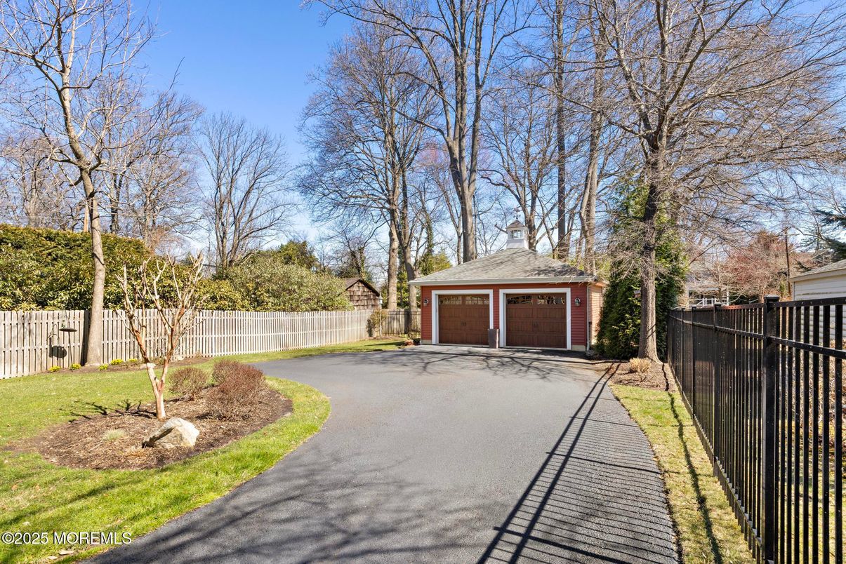 Backyard, Detached Garage, Exterior