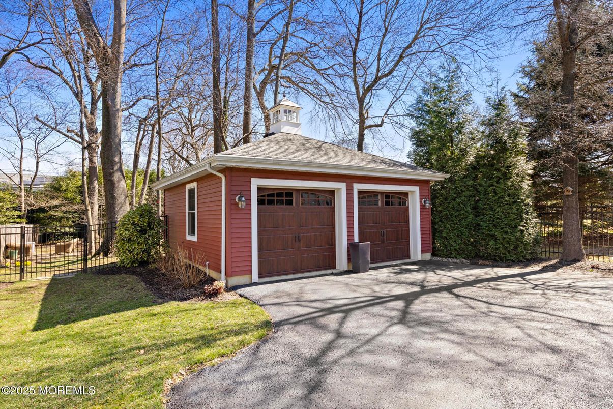 Backyard, Detached Garage, Exterior