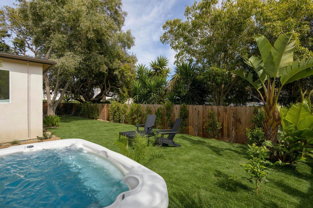 Backyard, Exterior, Hot Tub