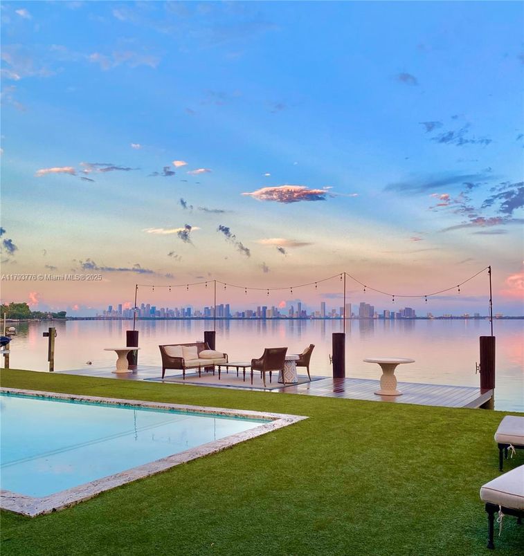 Exterior, Lake, Pool