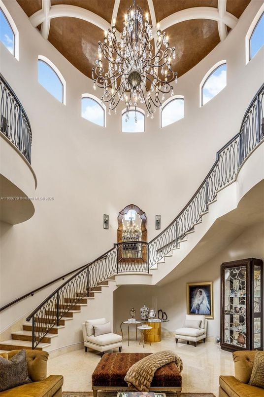 Chandelier, Interior
