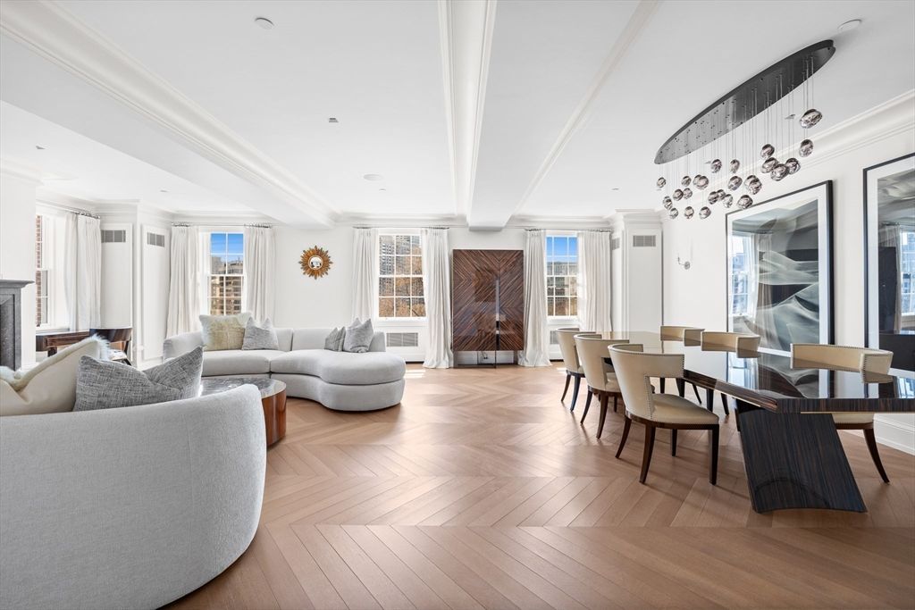 Dining room, Interior, Living room, Pendant Lights, Recessed Lighting, Wood Texture Flooring