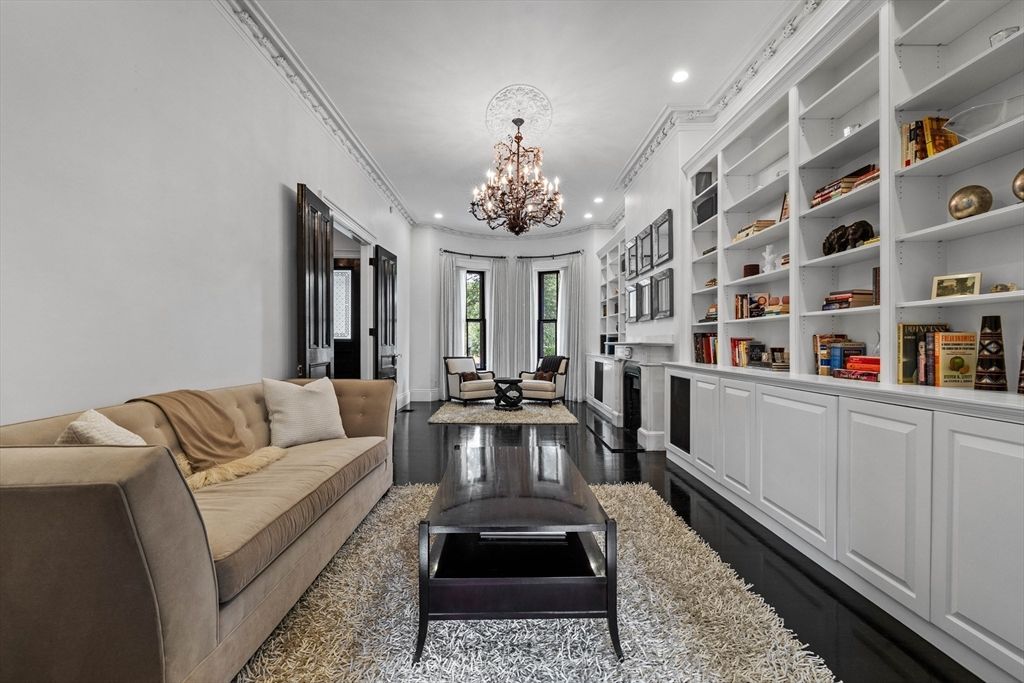 Chandelier, Dining room, Interior, Recessed Lighting