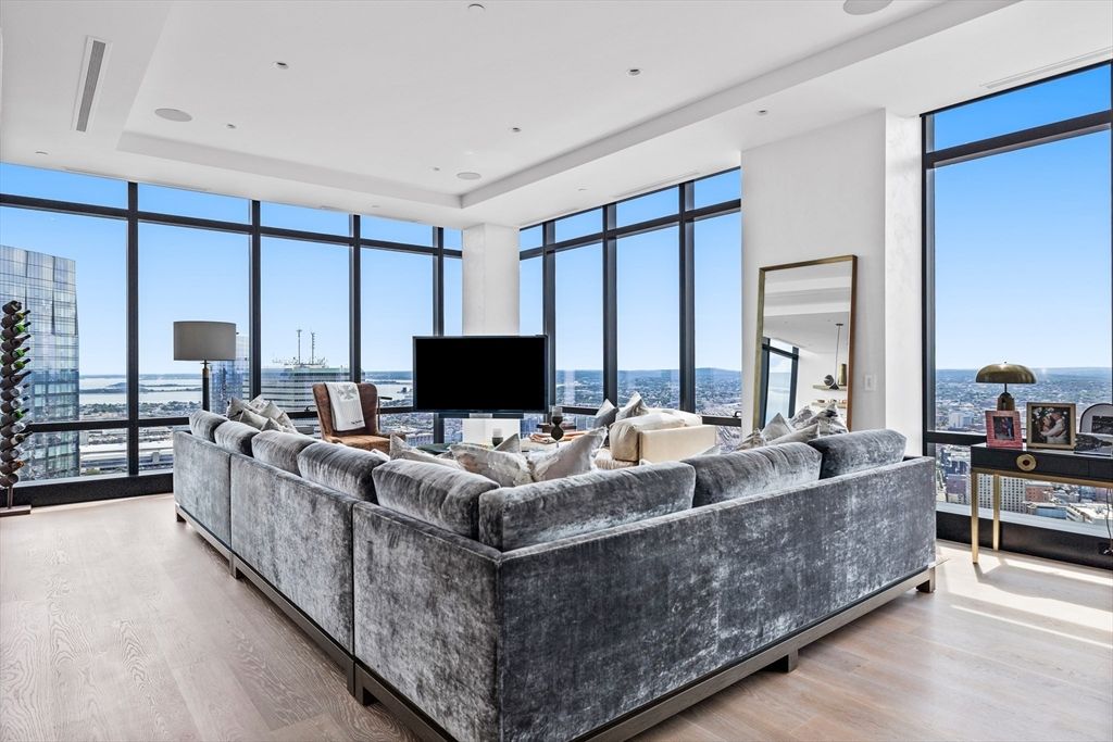 Interior, Living room, Recessed Lighting, Water, Wood Texture Flooring