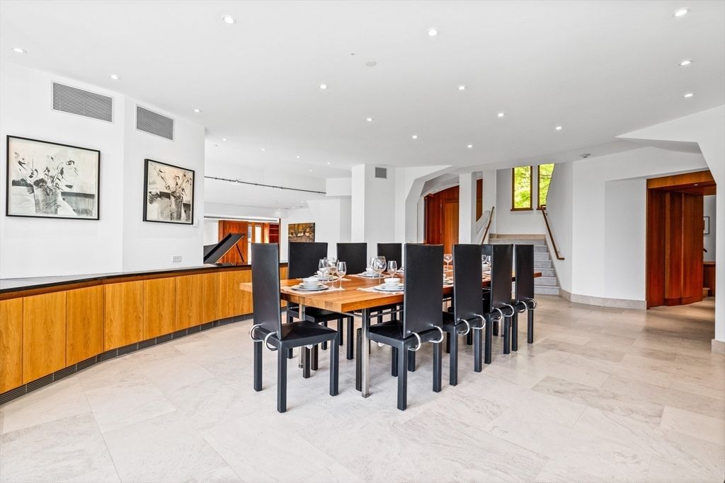 Dining room, Interior, Recessed Lighting