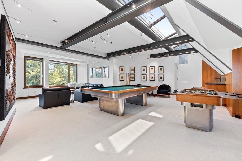 Billiard Table, Game Room, Interior, Recessed Lighting