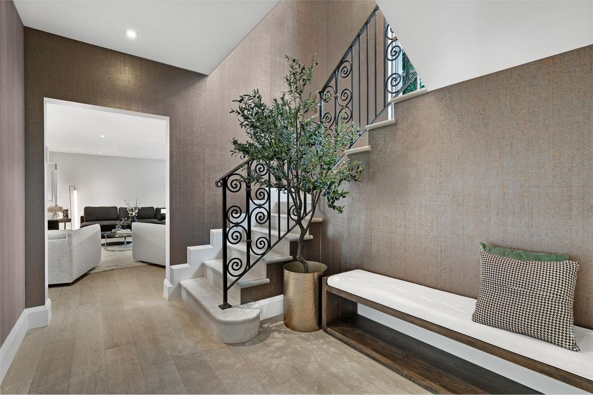 DE Listing image placeholder