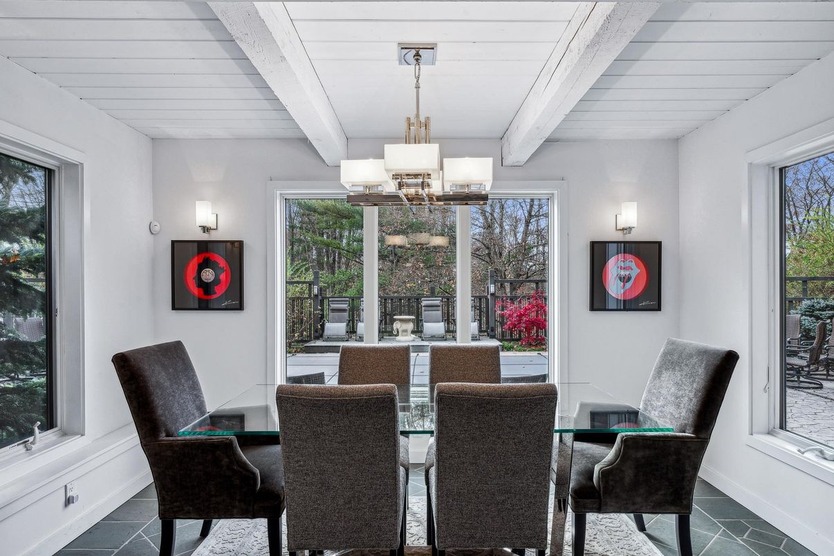 Dining room, Interior