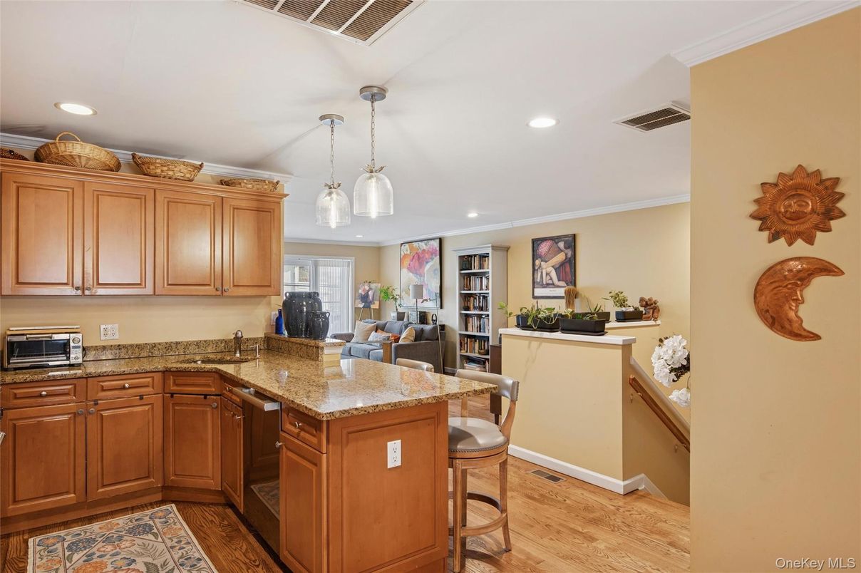 Interior, Kitchen, Pendant Lights, Recessed Lighting, Wood Texture Flooring